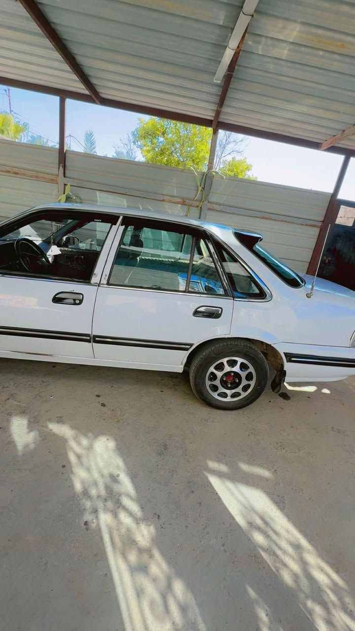 سياره البيع في التاجي قريت البطه موديل ٩٤تبريد شغال رقم بغداد نكليزي السعر ٤٢ وبيع مجال شي قليل ***********
