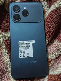 تكنو سبارك ٤٠ • ذاكره ٢٥٦ • كاميرا ٥٠