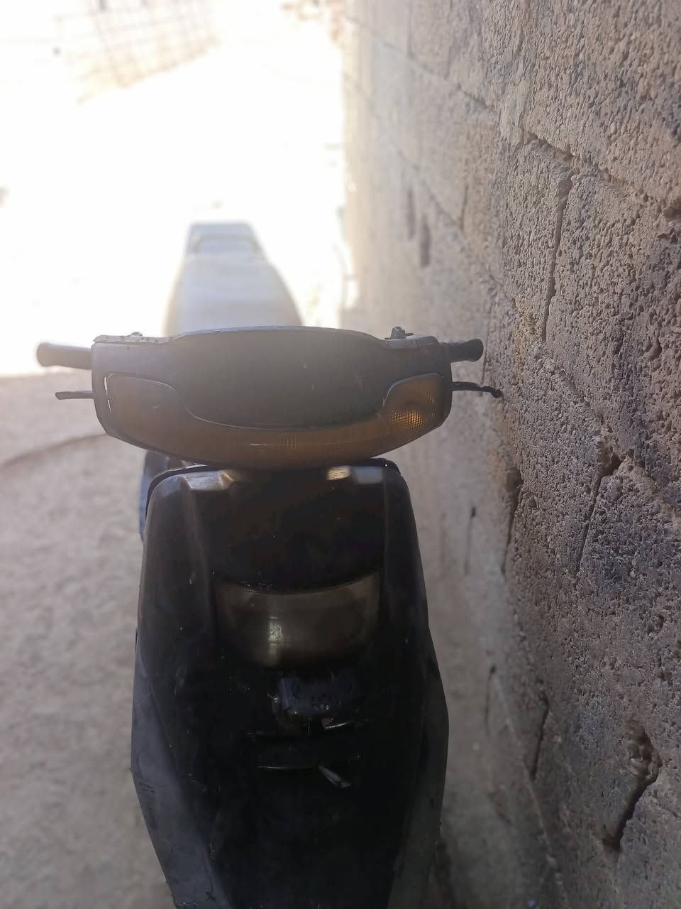 السلام عليكم اخون دراجه فضاءي سرعه 140شغاله مابيها  شي كفراتها كامله مابيهن شي موجودات دراجه خير من الله 
السعر 230الف أو بيها مجال العنوان بغداد ***********
