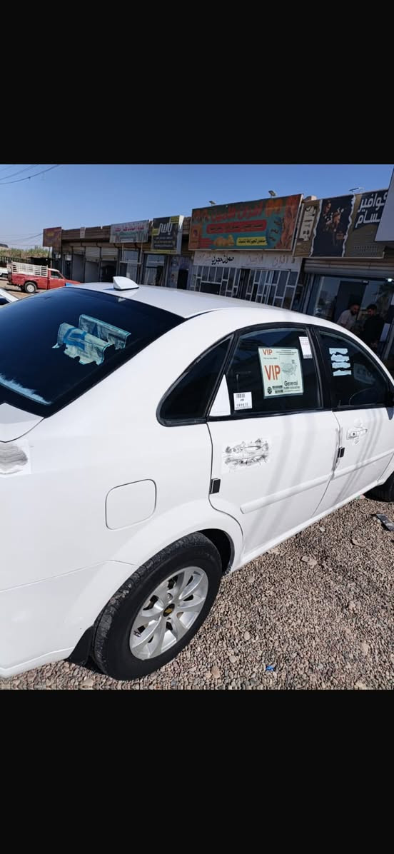 السلام عليكم 
للبيع أوبترا موديل 2006 رقم بغداد مشروع وطني 
كير ومحرك مكفولات 
كير أوتوماتيك 
السعر : 63 ورقه وبيه مجال 
العنوان : بغداد 
رقم الهاتف : ***********
مكلف بالنشر
