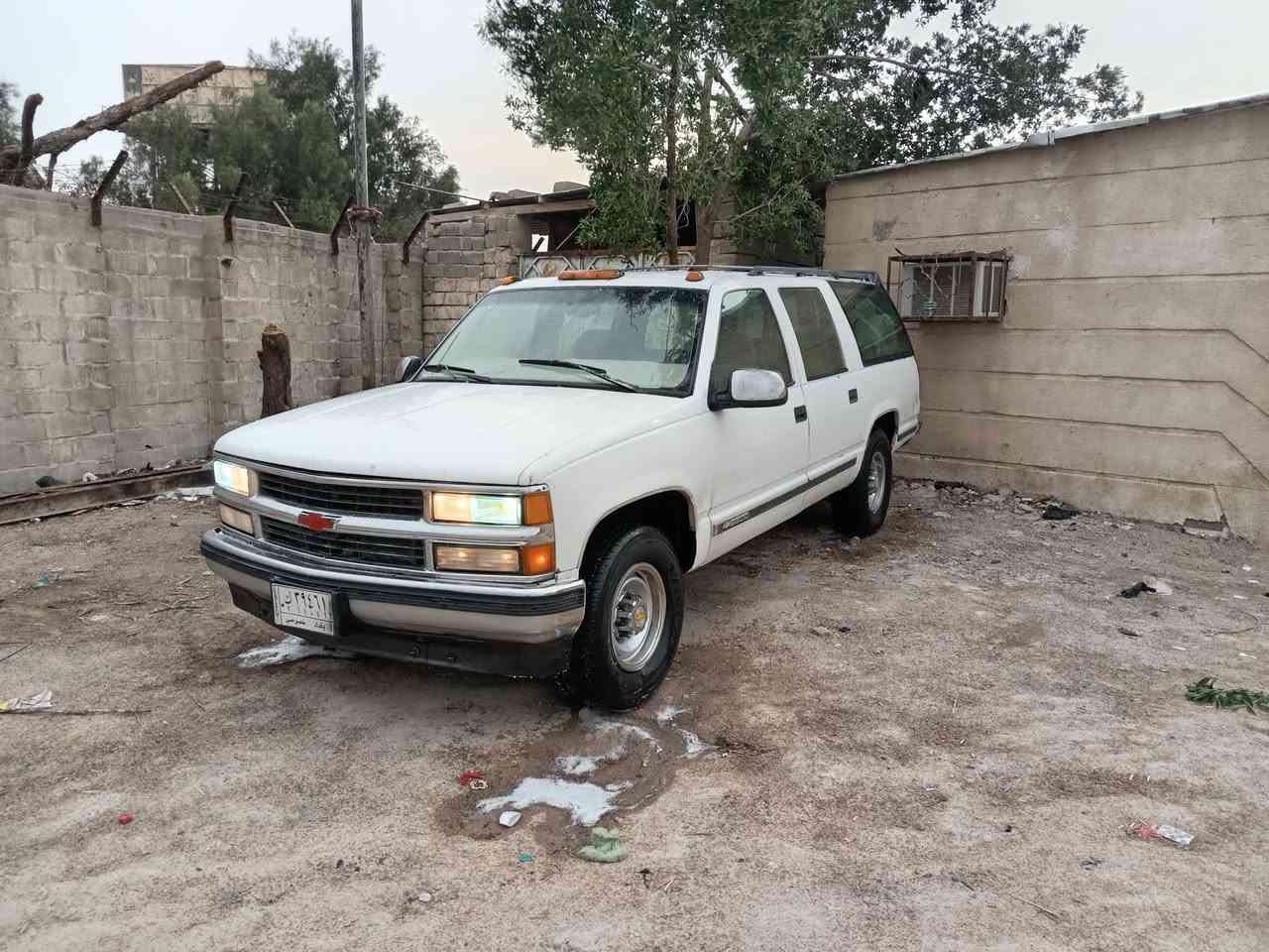 سلام عليكم للبيع بهبهان فحل 8برغي مكينه كير حداده تايرات جدد مكينه لا تنقص ولا تبخر كير الف رقم بغداد سياره داخله هزه ومستلم ملصق مكينه ٣٥٠ نقص تبريد  كهرباء شغاله عنواني بصره زبير *********** السعر ٣٨ وبيها مجال
