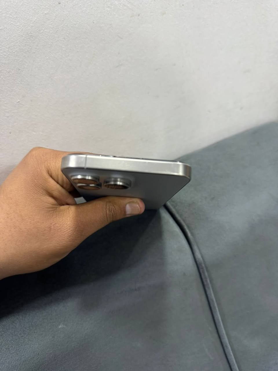 ايفون 15 برو ماكس ذاكره 256 بطارية🔋86 بلادي ع وضع شركة شخط مابي للتواصل ***********
