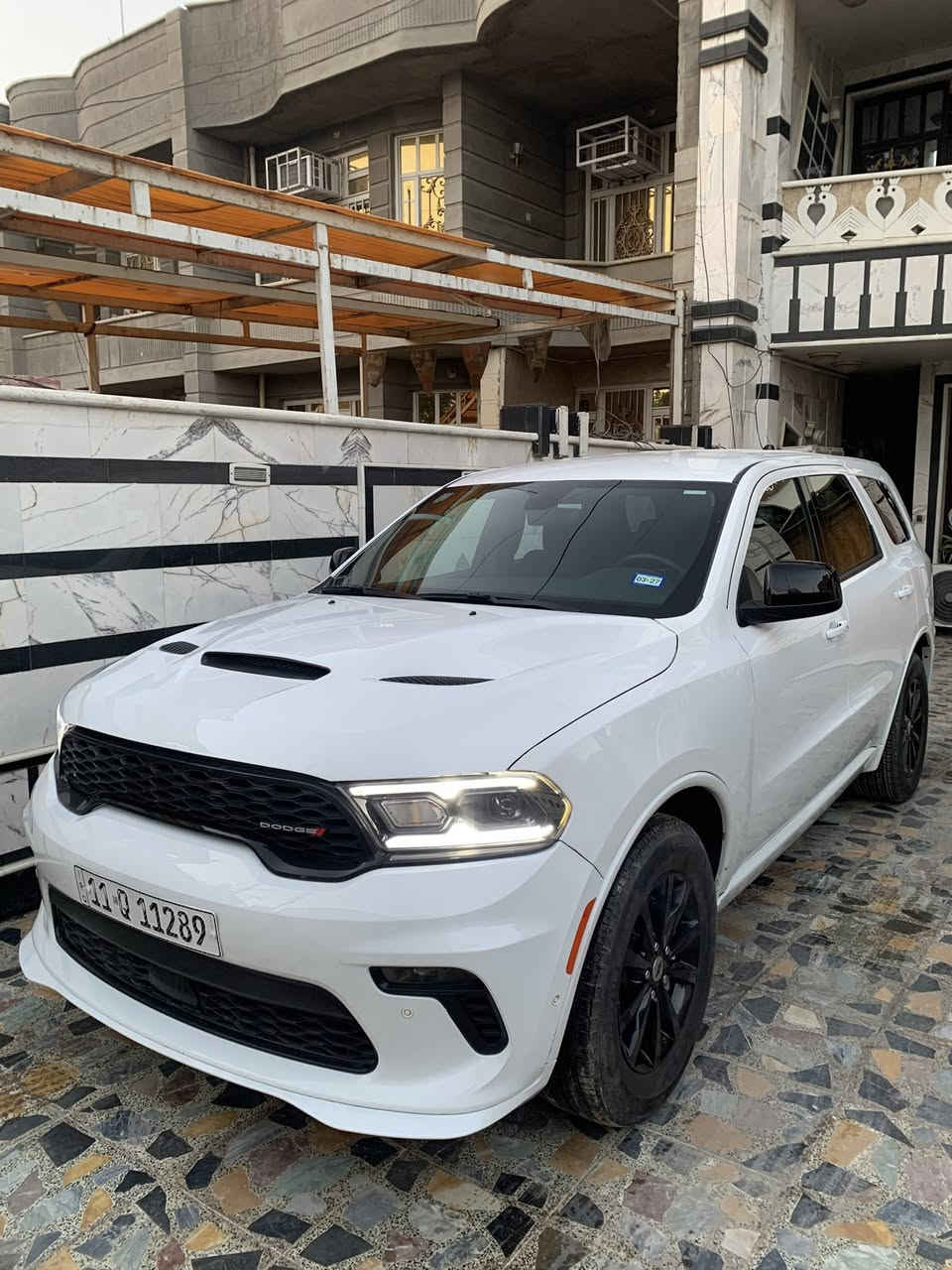 السلام عليكم للبيع فقط
دوج دورنكو  رقم بغداد بسمي موديل 2025 
مواصفات GT معروفه 6سلندر 7 راكب نقطه عميا توقف ذاتي فور ويل وبعد هوايه مواصفات معروفه الجيتي ماشيه 43الف صور الحادث ورقم شاصي بل منشور  فقط بنيد صبغ وبل جملغ بارد بدون دواخل شاصي مكفول جديده لوك وكل نقص مابيها السعر 305$ ورقه مكاني بغداد جديده الاتصال 

‭0773 548 4352‬

