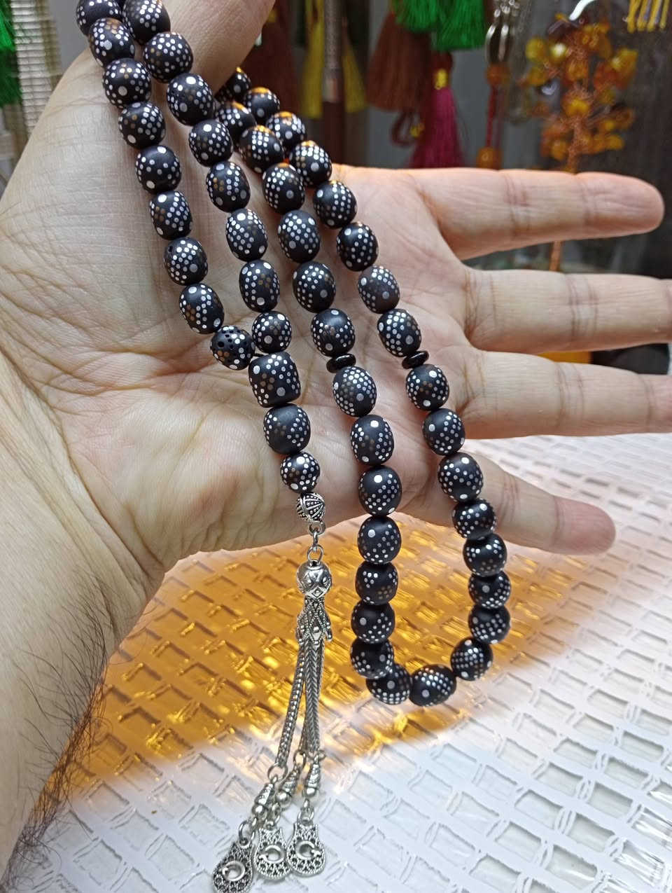 السلام عليكم
مسباح من حجر تبريزي الاصلي دك انتيمون ونحاس قطعه جمال ودلال كركوشه انتيمون 
الوزن 47 غم القياس 10/13 العدد 55 خرزه 
السعر 20 الف شامل أجور التوصيل


**إذا كنت صاحب هذا الإعلان وتريد حذفه لأي سبب، رجاءا أرسل رسالة إلى الدعم الفني**