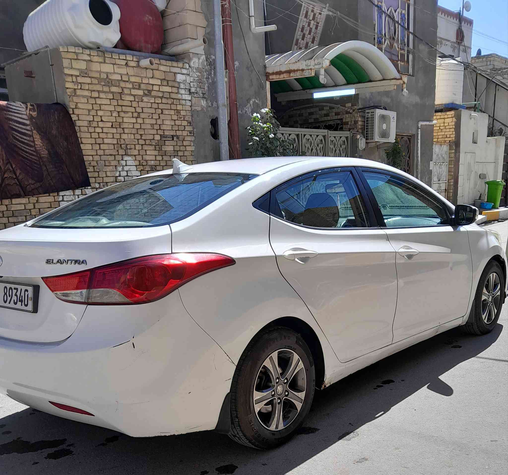 للبيع ❗❗❗❗❗❗
الانتره موديل 14 
سياره مكفوله من الضربه والتبديل والعيب الشرعي فقط صبغ بل دوسات 
تبريد شغال 🥶 تحكم استيرن شاشه كير ومكينه مكفولات حداديه جديده 
 سنويه جديده رقم انكليزي 
سياره باسمي مداور ثاني يوم
للاستفسار *********** بي واتساب
