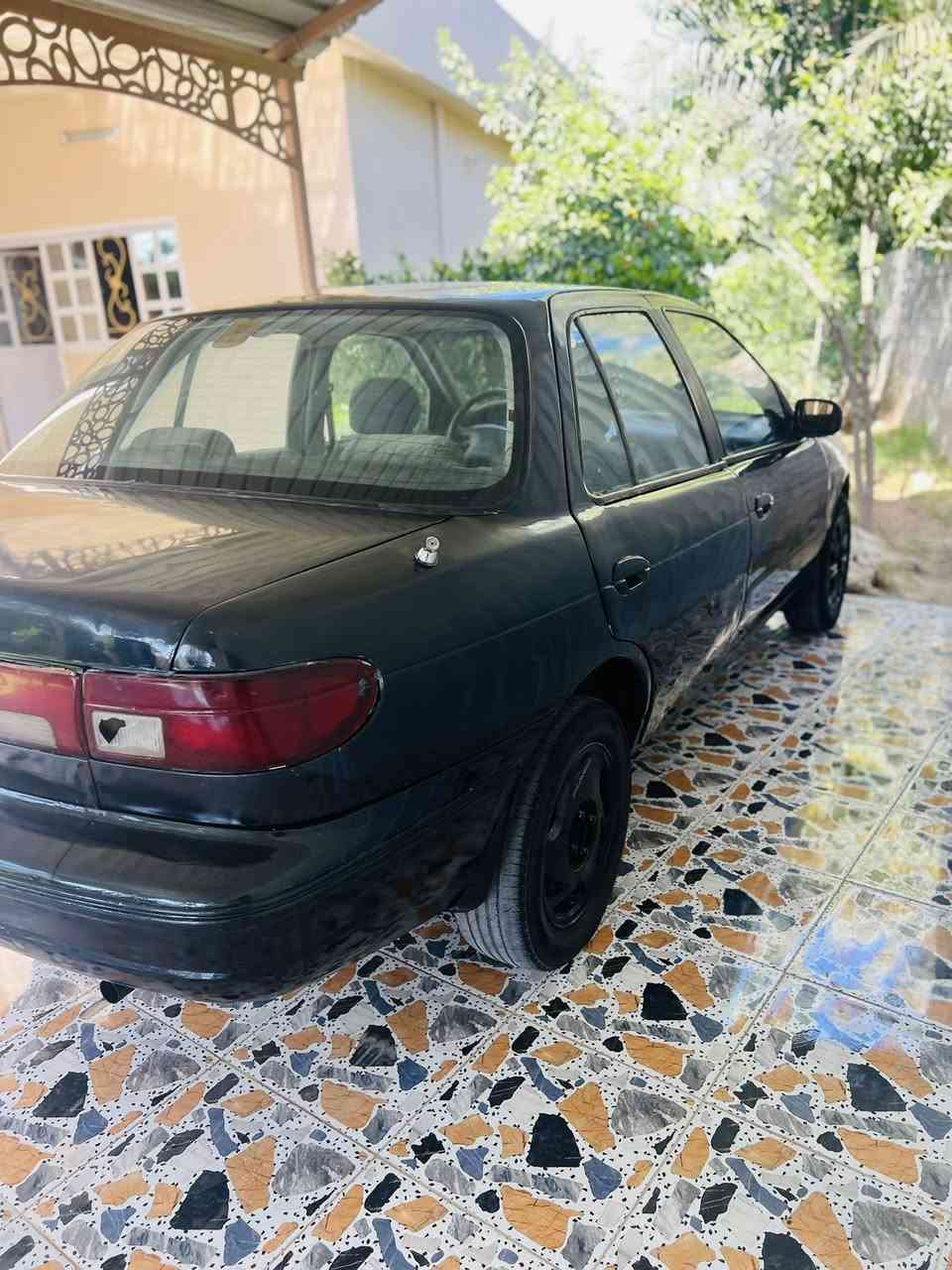 السلام عليكم سيڤيه موديل ٩٤ رقم بغداد تحويل ثاني هزه للشهر السابع كير محرك مكفولات مصبوغه عام بدون ضربه  السعر ٣٢ وبيها مجال ***********
