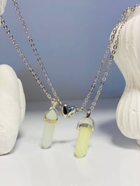 قلادة تون • حجر القمر • تتوهج بالظلام