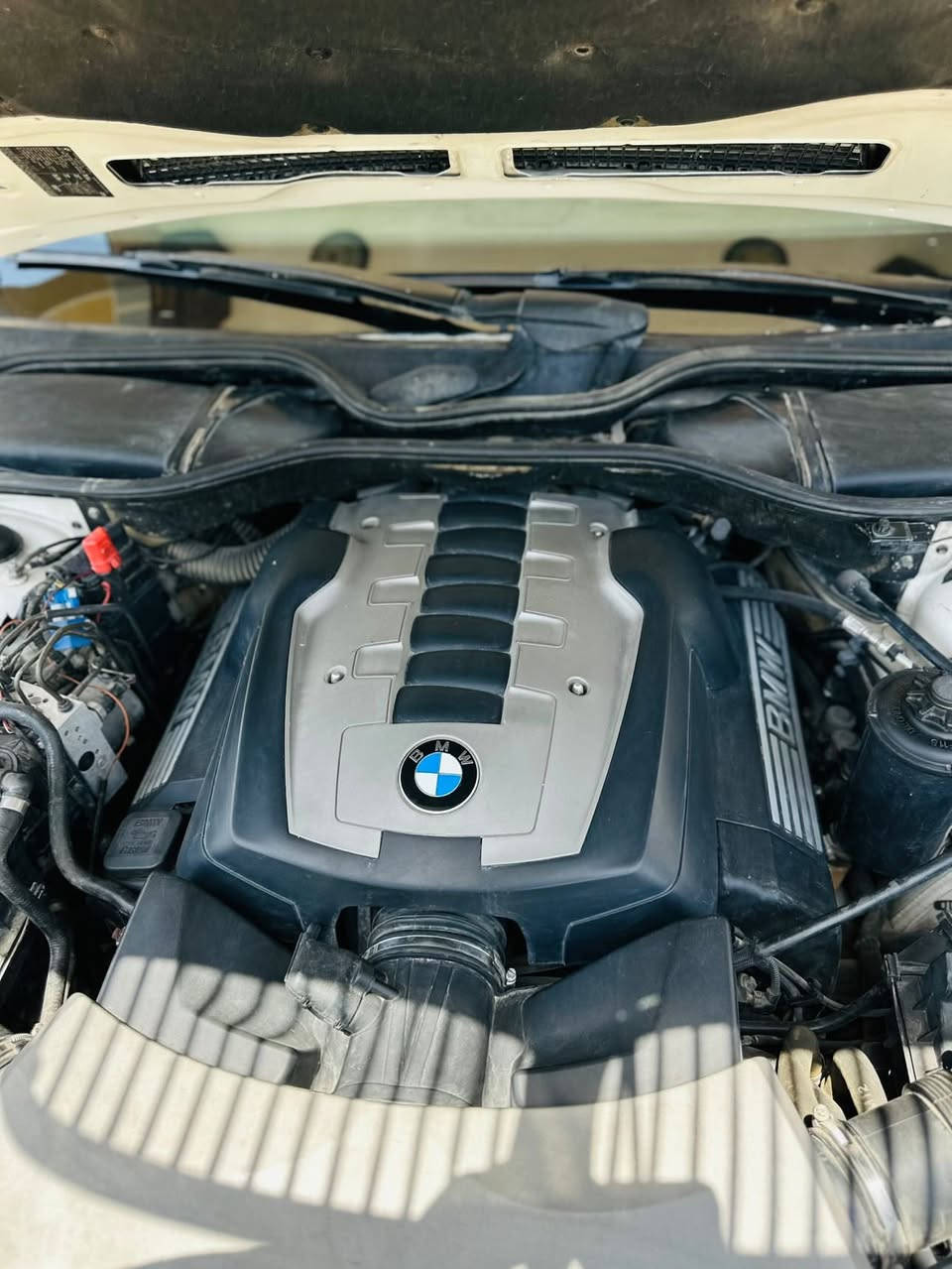 الـيدور جديد يجي ✨🤍 #مكلف_بالنشر لحد يطبلي فدوه الكلبكم الاعزاز 
السلام عليكم باخره موديل 2007
حجم750Li  سياره نضيفه جداً ومواصفات الباخره معروفه للجنايه
كل نقص مابيه ڪلـشي شغال
 كفاله عامه ماعده شخوط وبارد كلش بسيط 
تبريد ثلج
كشنات تدفئة تبريد مساج
مكان بابل رقم سياره بغداد بسمي تحويل ثاني يوم
السعر 175وبيهه مجال للشراي الجاد
 للتواصل رقمي ‭٠٧٨١ ١٢٦ ٩٢٥٨
