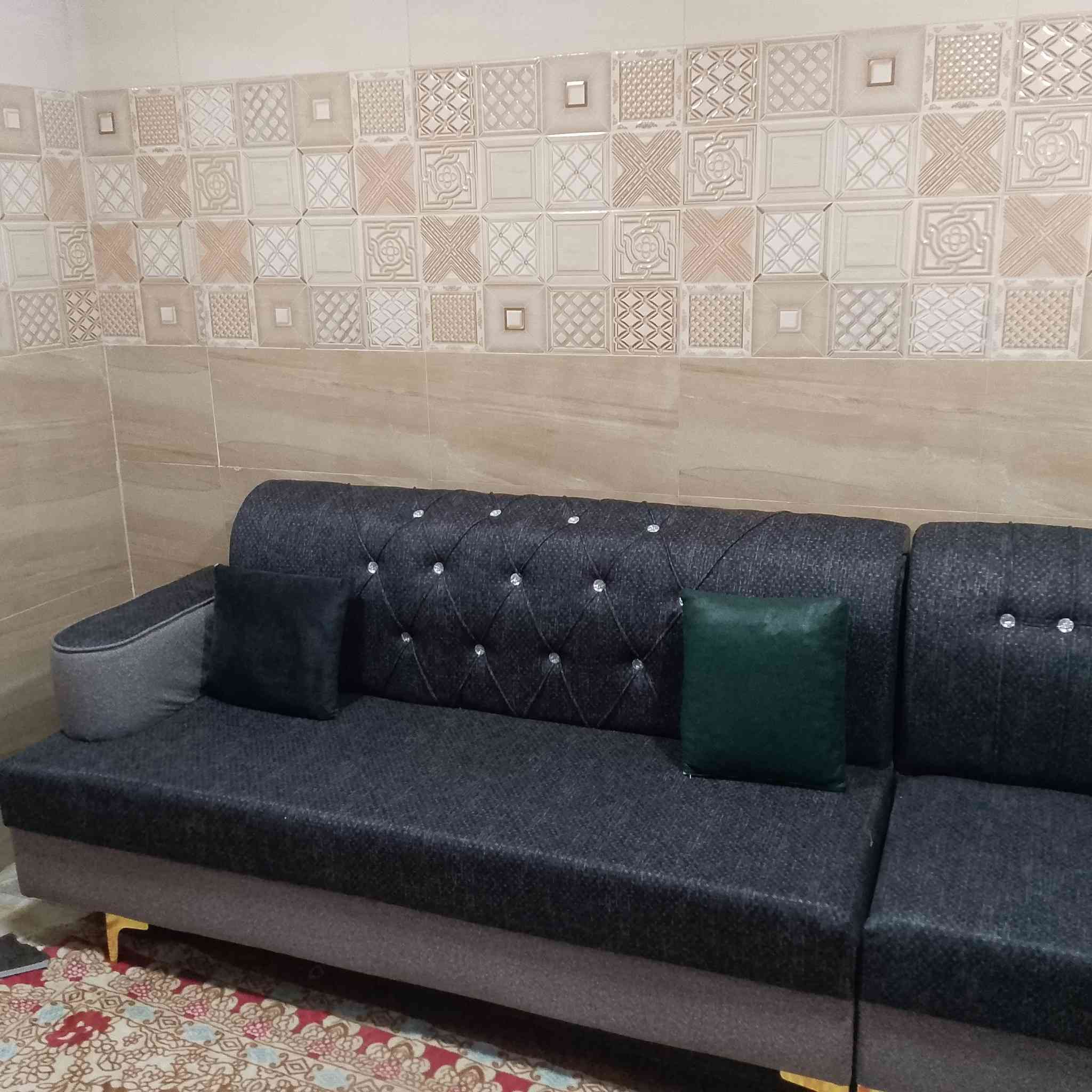 ديوان 10 مقاعد مستعمل شي قليل اي ضرار مابي اخو الجديد بسعر مناسب اي استفسار على خاص او على واتساب ‏‪***********‬‏
