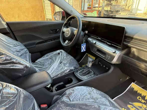 هونداي كونا 2024 وارد امريكي بدون حادث كلين مكفوله من لصبغ ولتبديل رقم بغداد باسمي ماشيه 12 يعني بحاله الزيرو فول موصفات عده الفتحه والجلد 
- لون ماروني - فور ويل -محرك 2000 دوش المرغوب-بصمه تشغيل معه الابواب - وتشغيل عن بعد -هند بريك بصمه -شاشه ديجتل متصله -كراسي كهرباء-فول رادارات 360 امامي وخلفي وجانبي ونضام نقطه العمياء وتحديد مسار وتحذير عن الخروج عن المسار ونضام اوتو بريك عند الاقتراب انضمه قياده متعدده نضام صعود المنحدرات اشاير بالمري تبريد بيانو مناخي منفصل خلفي + امامي تحكم ستيرن 
وبعد بيها موصفات لم يتم ذكرها .
السعر 200 ورقة وبيه مجال بسيط 
للاستفسار /***********
