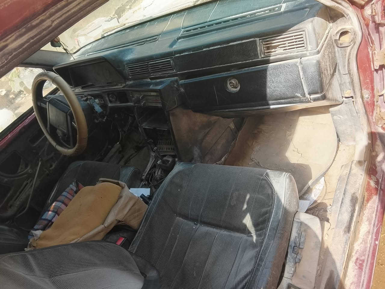 سلام عليكم
اللهم صل على محمد وال محمد 
فالفوا للبيع موديل 86 بيه ضربه بالباب الخالفي مثل ماموضح بالصوره سياره قويه وحلوه مال جناي سعر 25وبيه مجال مكاني نجف ابو صخير خلف السايلون رقمي *********** والشراي بيه خير ويدلل رجاء اخوي الموشراي لا يكسر بحلال الناس
