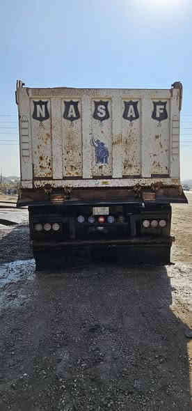 السلام عليكم عربانه للبيع دناقير 16 العربانه مسويها اربع دناقير ضايف الى دنقير    ***********
