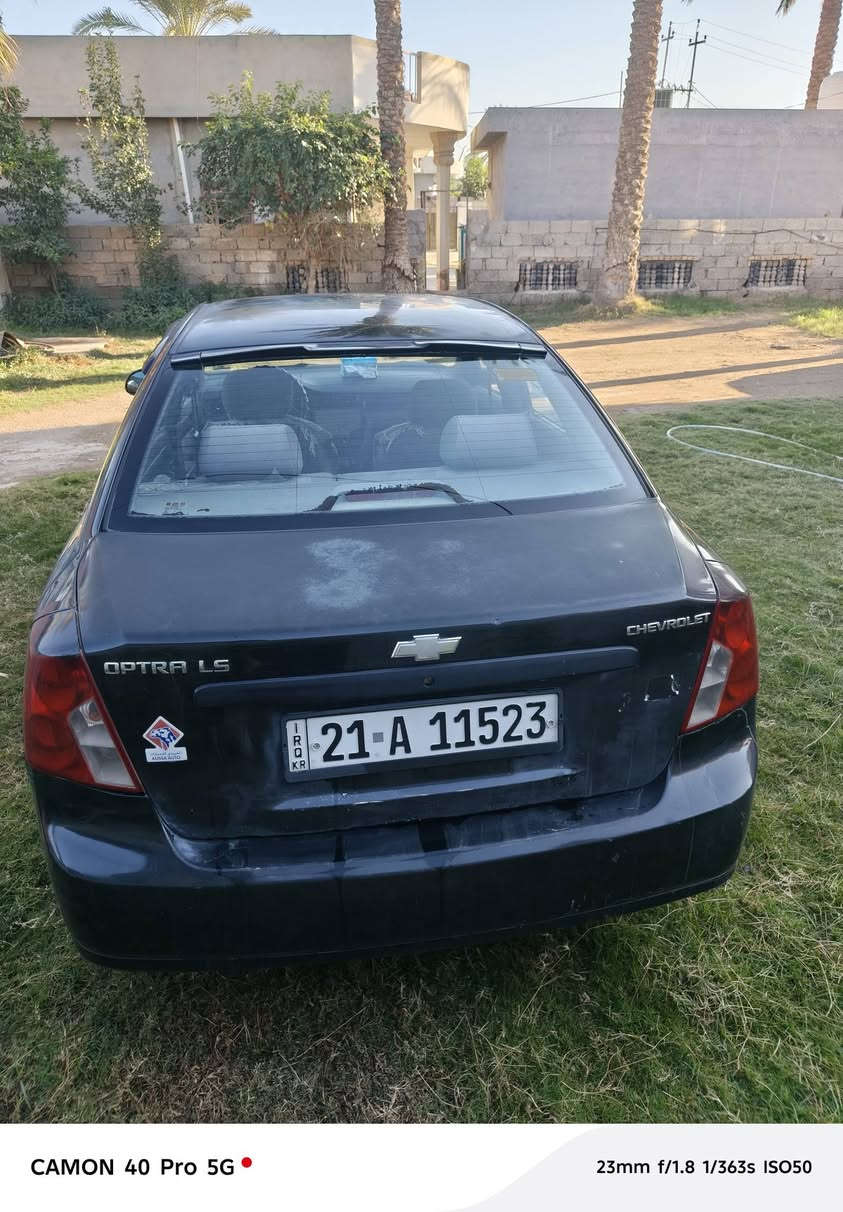 السلام عليكم سياره اوبترا موديل 9 رقم شمالي سوداء بيها صندوق صبغ بس للبيع او مراوس  حسب قناعه سعرها 70 وبيها مجال خاص مفتوح رقم هاتف ***********
