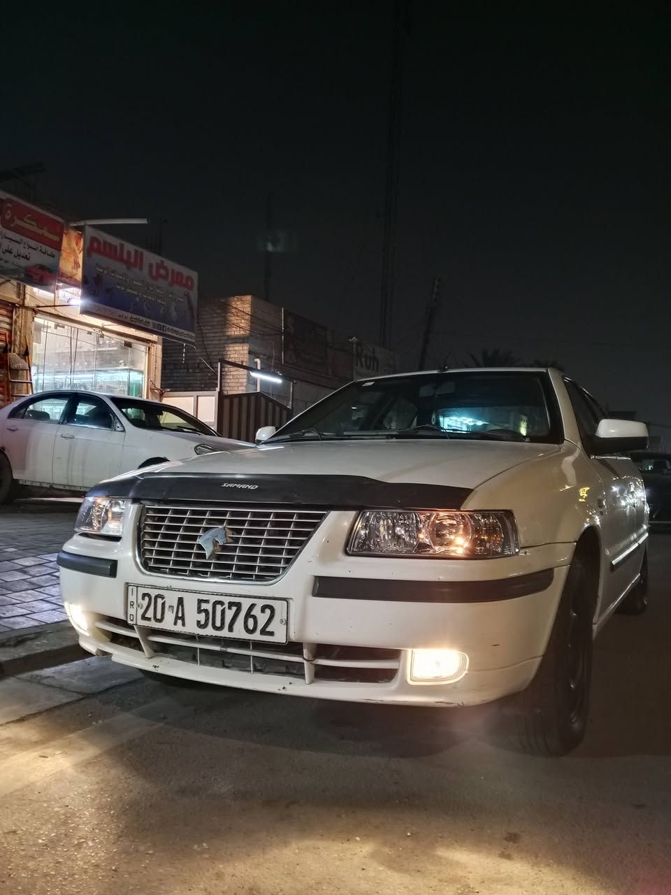 سلام عليكم سمند مديل 2010 سياره نضيفه مصروف عليه صدر جديد دوشمه جديده تايرات نضيفات  بيه طخه بالچاملغ الخلفي صبغ نصه مباوك رقم ديالى الدولي سنويه ل29 السعر 40وبيه مجال بسيط للاستفسار ***********
