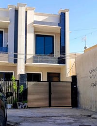 ١٠٠م • حي الجهاد • ٣ غرف