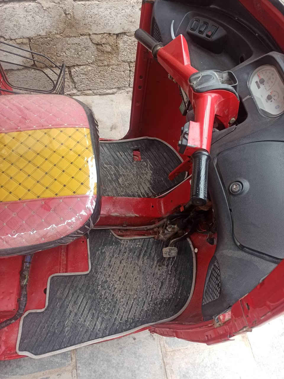 بياجو 18 اوراق كامله محوره محرك وضفيره باجاج 20 للبيع مليونين ونص مكاني بغداد زعفرانيه ‏‪0776 520 8540‬‏ بي وتس اب رقمي
