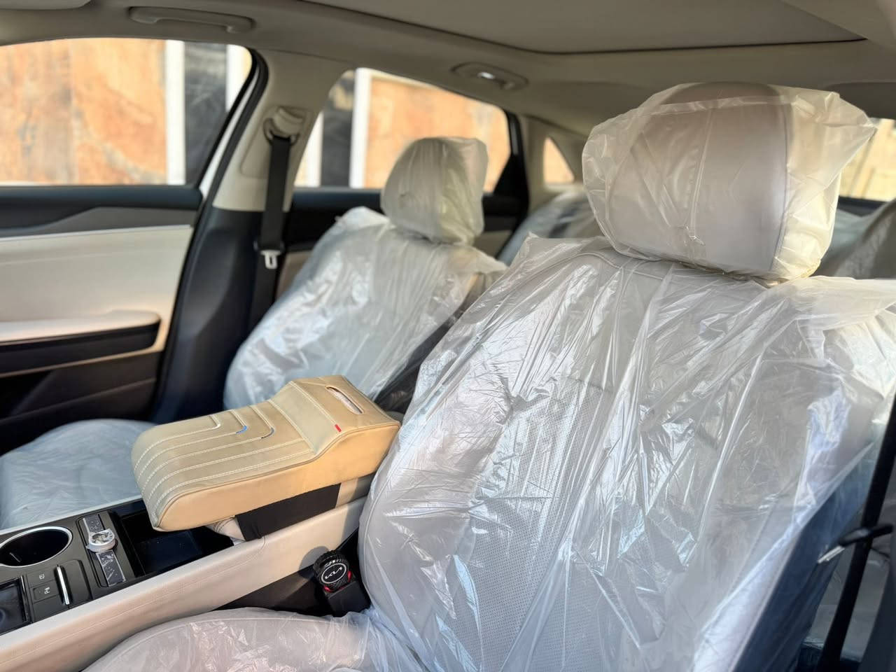 كي فايف للبيع موديل 2024فول مواصفات شركه دوليه ماشيه 28الف مكانه ناصريه رقم ***********رقم بغداد بسمي تحويل مباشر مكفوله كفاله عامه
