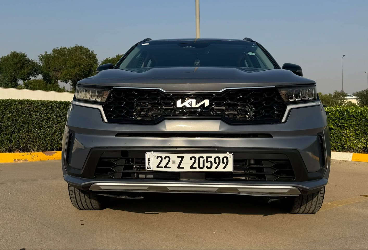 السلام عليكم 
كيا سورنتو 2023 ترقيم إربيل جديد 
ماشية 12 ألف فقط 
وارد امريكي 
حادث مثل ماموضح بالصور 
بونيد ونص جاملغ صبغ 
ايرباك ستيرن فقط 
مواصفات S
كشنات جلد 
بصمة 
شاشة كبيرة متصلة 
كشنات هيتر
ويل كروم 
أشارة بالمراية 
تشغيل عن بعد 
السعر 225
مكان السيارة اربيل 
*********** أربيل, العراق
