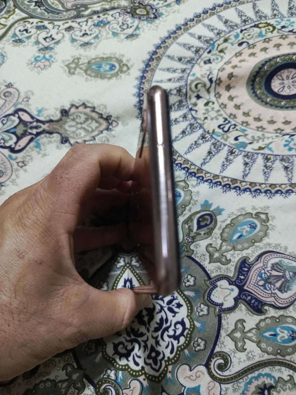 وين اليدور النزاكه
للبيع سامسونج A7 داكره 128 والسعر 130 الف 
للاستفسار 
***********
#احلا #هديه #بناتيه
