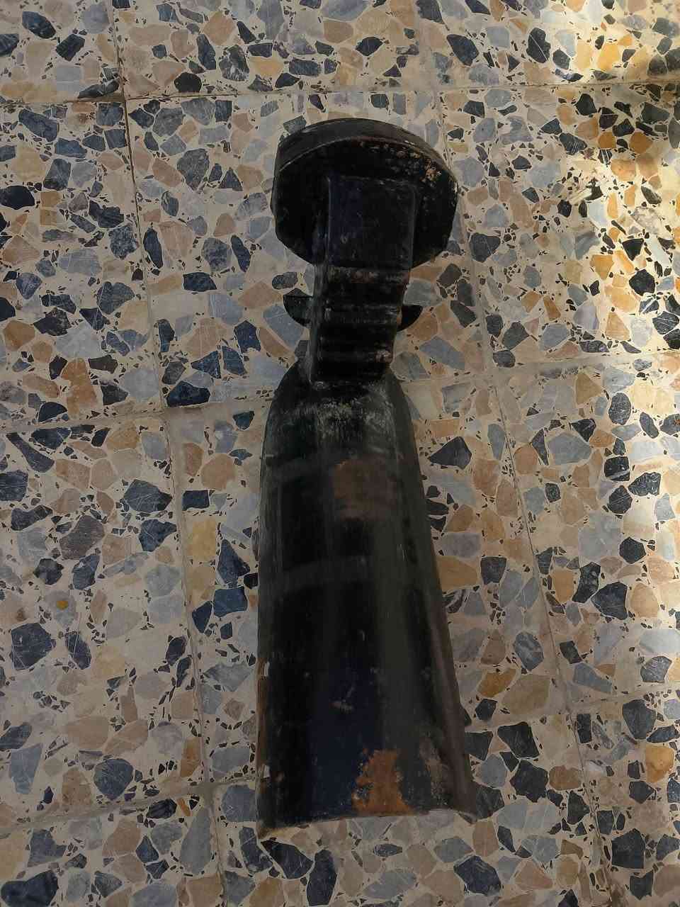 سلام عليكم شاصي وتيرات وصدر انتنس وماشه وكزوز وكشن وتانكي سيبايه كلمن وسعره مكاني بصره الجزيره ***********
