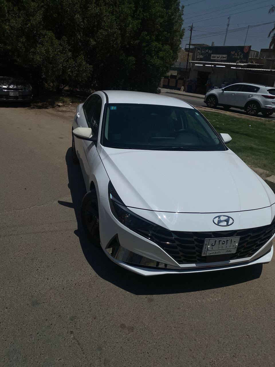 السلام عليكم ورحمه الله
هيونداي النترا 2023 هايبرد
وارد امريكي

ضرر امريكا فقط بنيد و مبدل نفس اللون
وهنا صار بيها شويه صبغ باب السايق من جوه و بالجنطة اصبعين
مكينة ١.٦ مع محرك كهربائي
ماشية ٤٥,٠٠٠

رقم بغداد

السعر ١٥٥ ورقه 

المواصفات 
رادار امامي بالدعامية اوتو بريك 
رادار جانبي تحديد المسار
رادار خلفي نقطه عمياء
تحذير من التصادم الامامي و الخلفي
قيادة ذاتية
بصمه 
تشغيل عن بعد 
شاشة كار بلي لاسلكي
سايد بريك بصمه
مود درايف 
تبريد شاشه منفصل
تدفئة كشنات 

بغداد / الغزالية 
هـ / ***********
