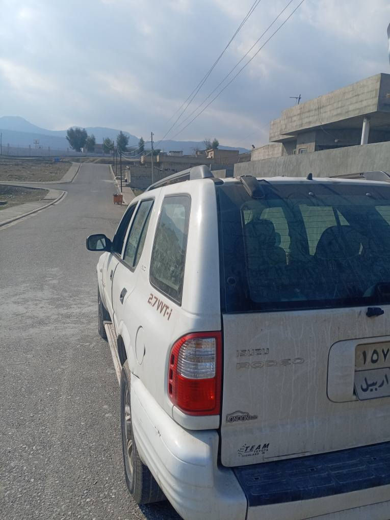 ئای سوزو مودیل 2000 بۆ فرۆشتن مواسەفات تەبرید و جام کارەبایی وقوفڵ مرکەزی و دەبڵ ئەکسل فول موسەفات  هەموو گیانی بەشەرت شوێن ناحیەی سکتان ژمارەی مۆبایل *********** أربيل, العراق
