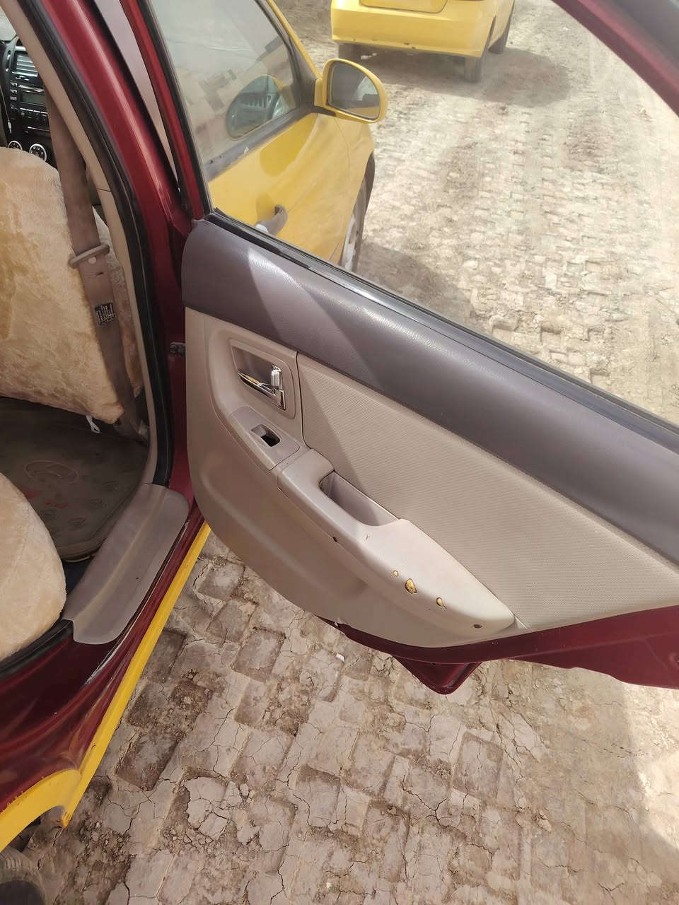 السلام عليكم سبكتره البيع موديل ٩ مكينه وكير مكفولات ضربت الوارد جاملغ اليسر نفسه مصلح ليبل واحد مكاني السماوه مركز المدينه السعر ٧٥
***********
