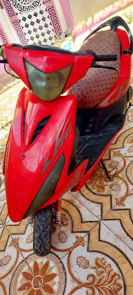 للبيع دراجه ماكس مفتوحه مره واحده يحتاج ترتيب كابريتر تخربط سعر ١٥٠الف مكان المجر الكبير قرب اعداديه الصناعه اوراق ضايعه اسوي مكاتبه *********** محتاج اريد ابيع
