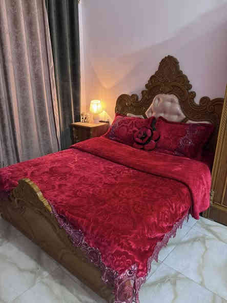 النجف حي النداء. غرفه نوم. صاج ست ابواب السعر 1,400

***********
