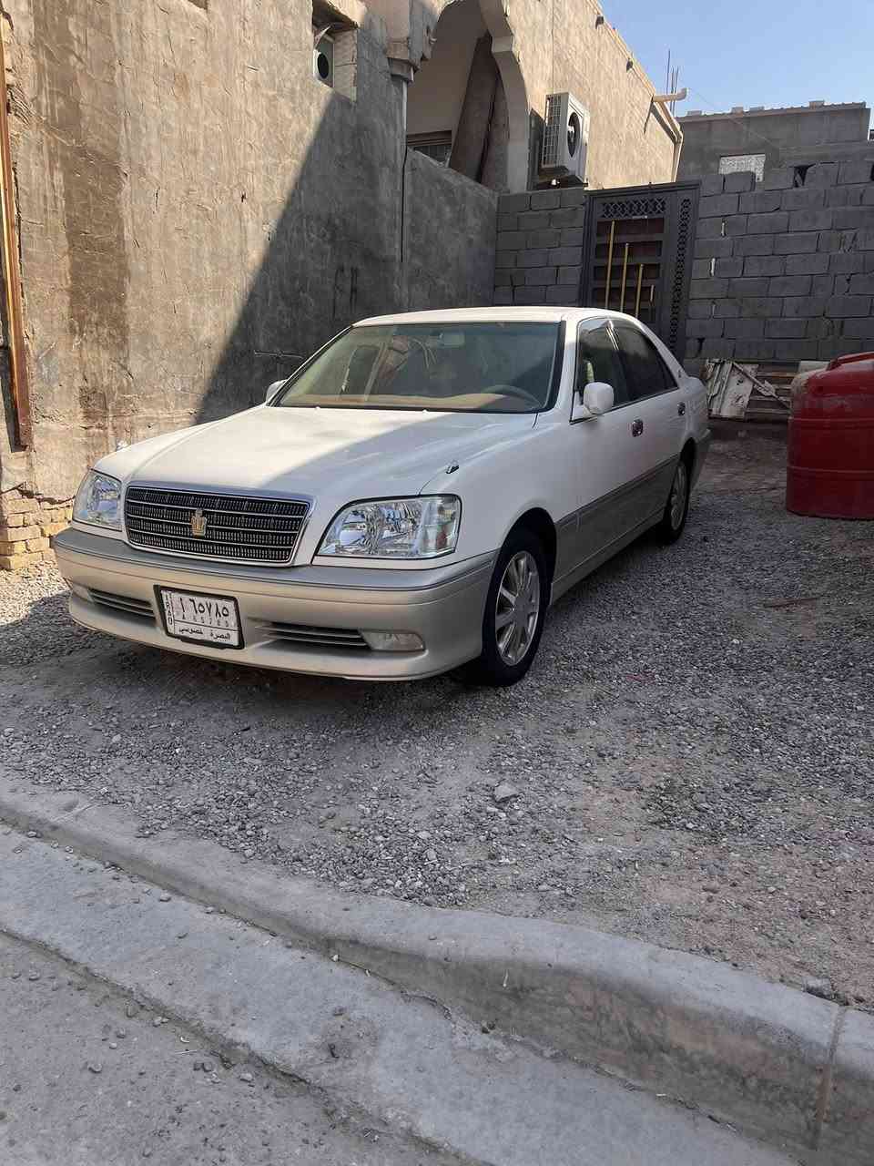 ملكه للبيع موديل 2002 سياره جديده بمعنه الكلمه رقم بصره وكاله فقط مكفوله كفاله عامه سياره بالباكيت رقم الهاتف ***********
