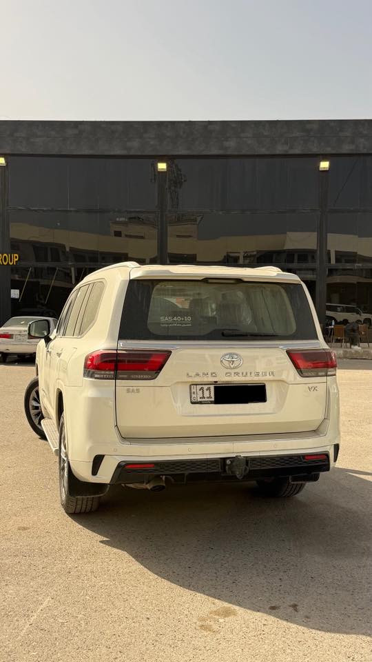 لاندكروز 2024 VX ساز اصلي بضمان  فووول مواصفات مغلفه PPF اصلي ضمان ماشيه 17 سياره جديده ومضمومه بلكارتون رقم بغداد ب اسمي تحويل ثاني يوم مكفوله كفاله عااامه مكاني بغداد الشراي يتصل ***********
