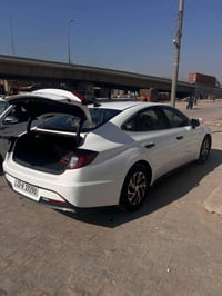 سوناته • تكسي دبي • ٤٠٠٠٠