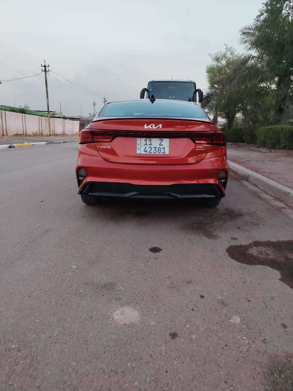 كيا فورتي GT-LINE 2023 

 وصور الحادث موجوده بالمنشور 

ماشيه 28 ألف ميل

فول مواصفات عده الفتحه

شاشة كبيرة ابل كار 

تحديد مسار 

بصمة تشغيل 

بصمة ابواب

اشارة ترحيب

تشغيل عن بعد

اشاير بالمري

توقف ذاتي

رادارات 360 درجة

صندوق ذكي يفتح عند الاقتراب

لد امامي خلفي

محرك 2000 دوش 

مابيها اي نقص السيارة 

بدون ايرباك كله سليم

العنوان بغداد حي اور 

الهاتف ***********
