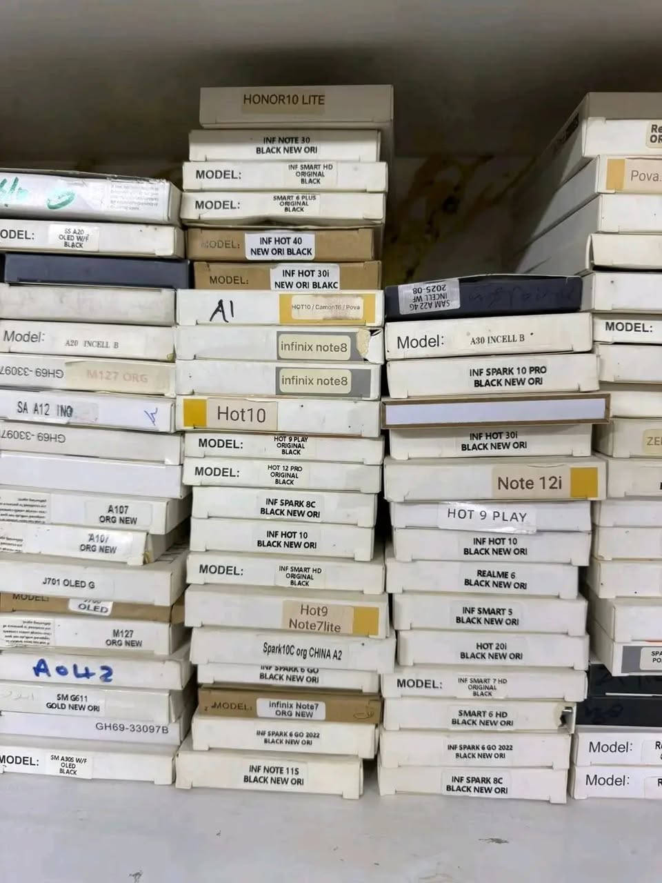 الاسعار🔥🔥🔥🔥🔥
الكل صعد اسعار الشاشات لكن عندي الاسعار ثابتة وارخص من قبل متوفر شاشات موبايل لجميع الاجهزة ايفون گلكسي انفنكس تكنو ايتل ريدمي ريلمي اوبو بوكو هواوي هونر ايتل فيفو 
متوفر تخطي اجهزة الايفون 
متوفر تخطي اجهزة الاندرويد 
متوفر توثيق وحلول مشاكل جميع الحسابات على مواقع التواصل الاجتماعي 
زورونا يارمجة الشرقية قرب جامع البيت العتيق 

***********
***********
