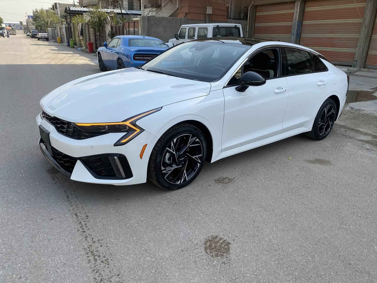 شباب السلام عليكم كي فايف موديل 25للبيع فول فول جيتي لاين الون ابيض بانوراما حادثة بابين ايمن تفصيخ بلادي بدون رقم حرة للاتصال على الرقم ***********
صور حادث بل منشور 
السعر 205بيها مجال قليل جدا
