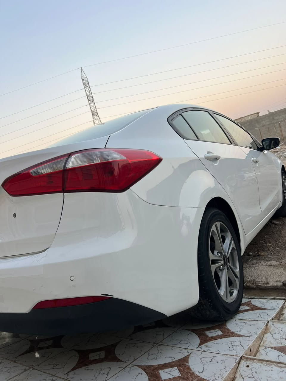 سيراتو 2014 للبيع مكينة 200 ماشية 216 الف السيارة حلوة وكاملة رقم بغداد السعر 122$ مكاني بعقوبة ديالى ***********
