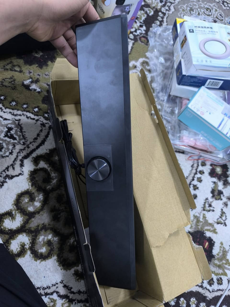 الشراي يتصل او يراسل كلشي وسعره اسعارهن مناسب وكله جديد واب شرط ابيعهن عدنه توصيل داخل خانقين توصيل الفين فقط وهذا رقم الواتساب ***********
