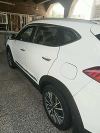 للبيع توكسان 2019 خليجي الكاصد مكفوله من التبديل والصبغ رقم بغداد بأسم...