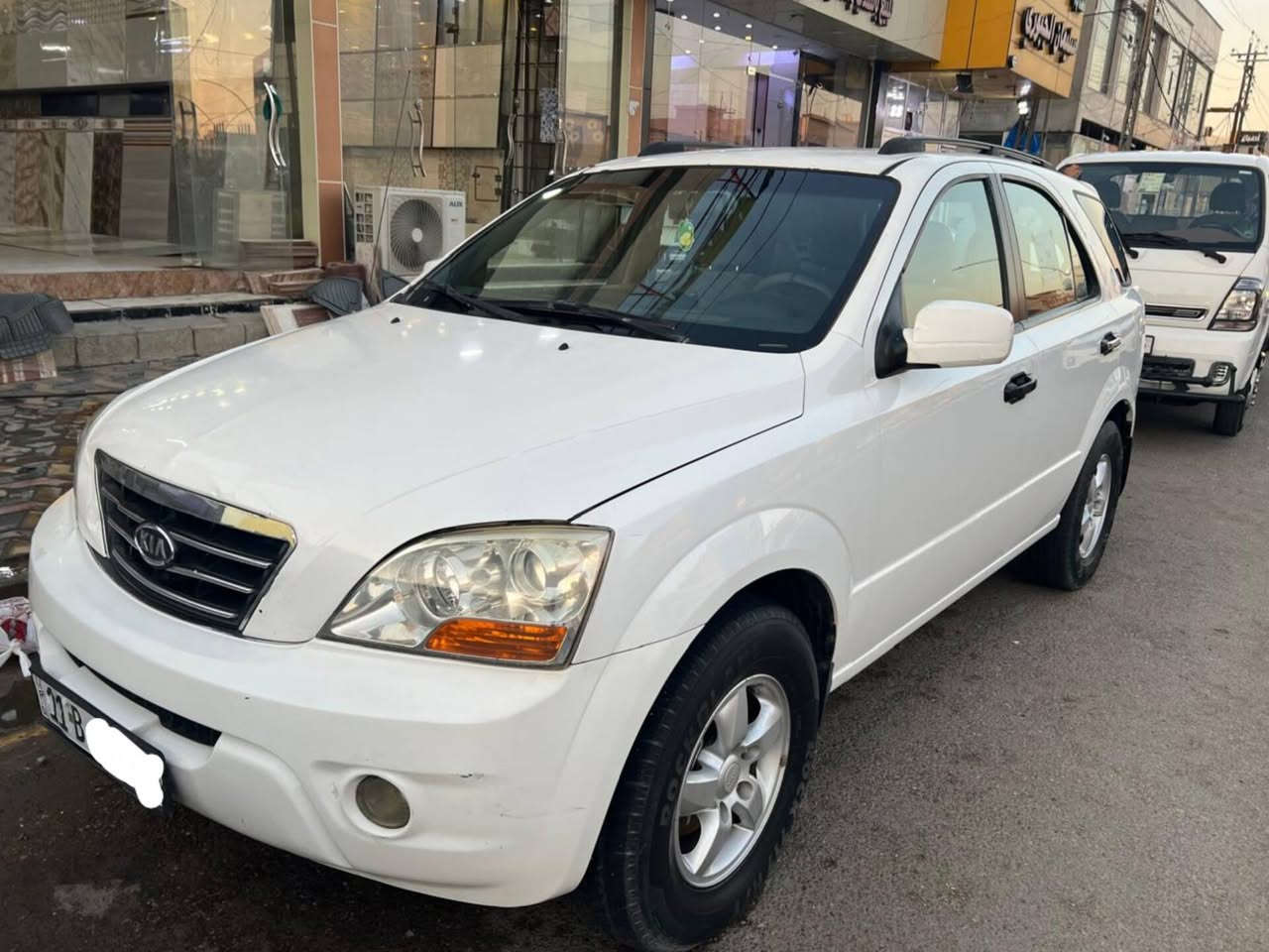🚗 للبيع كيا سورينتو 2008 - LX (وارد أمريكي)

- 🔹 اللون: أبيض
- 🔹 الفئة: LX
- 🔹 المحرك: 6 سلندر
- 🔹 الكير: أوتوماتيك
- 🔹 الممشى: حوالي 200 ألف كم
- 🔹 السيارة مصبوغة حزام
- 🔹 وارد أمريكي
- 🔹 تبريد شغال

💰 السعر: 105 ورقة (10,500 دولار).

للاستفسار والتواصل:
📞 ***********

ملاحظة: السيارة جاهزة للمعاينة، والبيع للجادين فقط.
