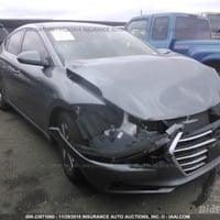 النترا وارد امريكي 2017 اللون نفطي حادث بنيد وراجع نفسة مواصفات شاشة ك...