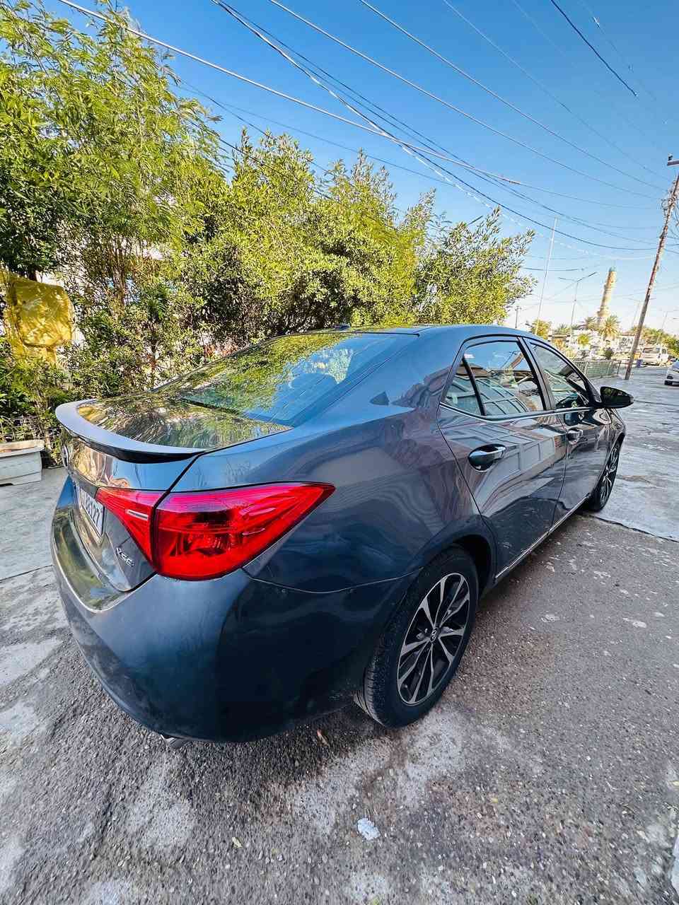 السلام عليكم كورلا موديل ٢٠١٧فول ماشية ١٦٢ كم بدون صبغ تخم تاير السغر ١٤٨ للاتصال *********** او ***********العنوان ديالى بعقوبه التحرير
