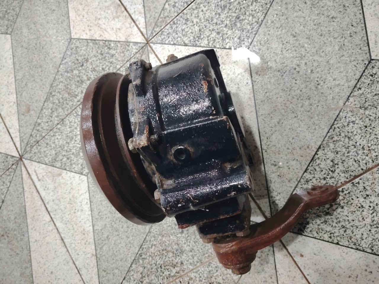 للبيع جهاز سجينه حاصده مستخدم مجفت ***********
***********
