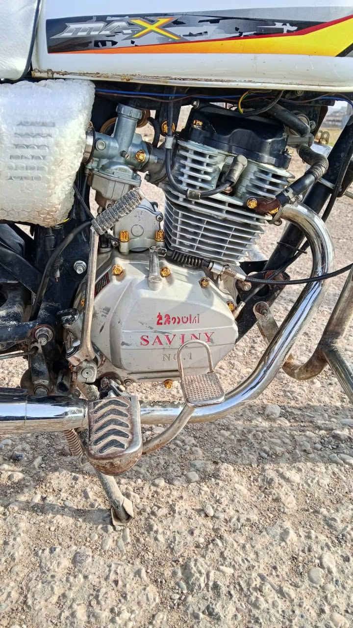 ما بعد السلام ماطور سيفان 2020 نضيف حيل محرك نشط ممفتوح يشتغل نكرة سلف كهربائيات كلهة شغالة دبل بصمة 2اصويج.السعر 525وبي مجال حك جية مكاني القيارة قرية اجحلة رقم الهاتف ***********
