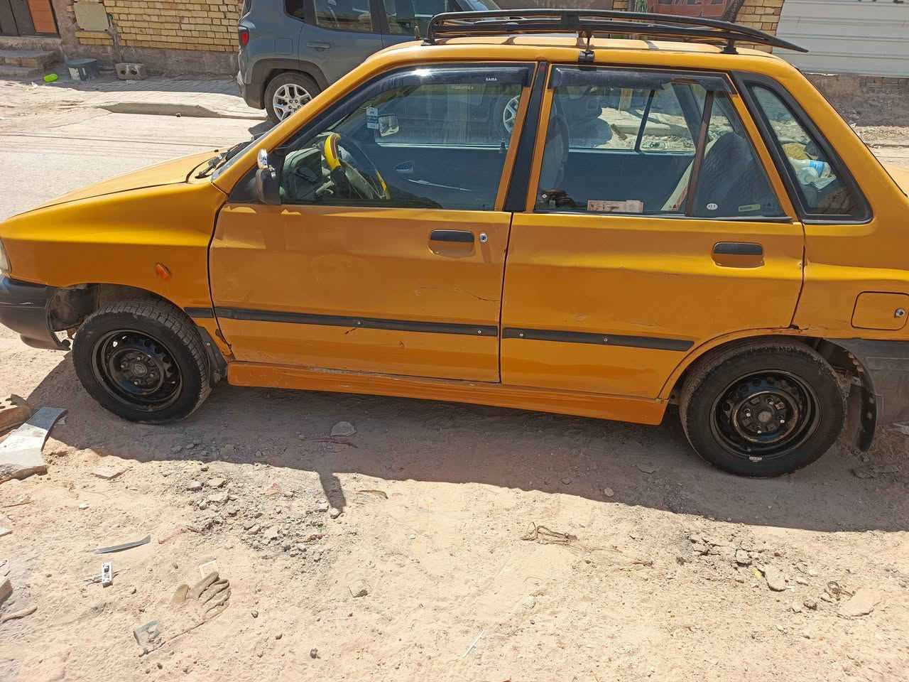 السلام عليكم من رخصت الادمن سايبة للبيع موديل ١١رقم نكليزي شرط تحويل مكينة وكير جدد لاصرف ولا بخار تخم تاير جيد صدر جديد منضومة تبريد كاملة بس ممشغلينة كهربائيات كلة شغال دوشمة جلد السيارة صافية وناعمة كبل للشارع السعرب ٢١ولشراي يدلل علينةاتصال هذا رقمي ***********

