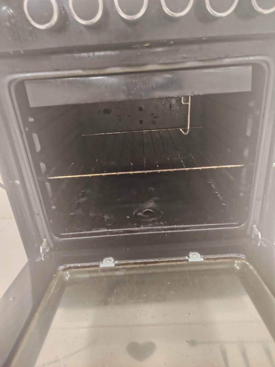 السلام عليكم عندي طباخ مصري ٤ عيون وهو فرن وثلاجه ١٦ قدم بيكو وتلفزيون ٤٩ انج وسنك ٣ باب وكلهم جديدات وهذه صورهم
مكاني بغداد مجمع بوابة العراق مقابل الزوراء

شباب ملاحظه التواصل على الرقم
***********
متوفر اتصال+واتساب
غير موجود على الفيس
