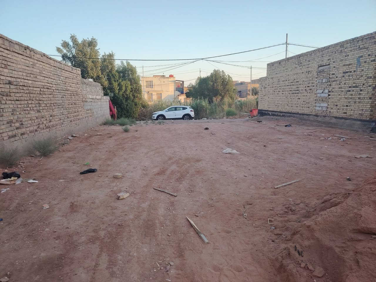 عرصه للبيع المساحة 250 متر طابو صرف مقابيل كوفي المشتل عرصه جاهزه للبناء مدفونه سبيس
مداور ثاني يوم
الاتصال على الرقم ***********

