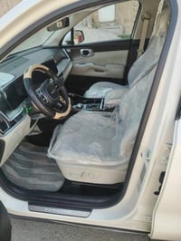 سورنتو • ٢٠٢٥ • مكفولة