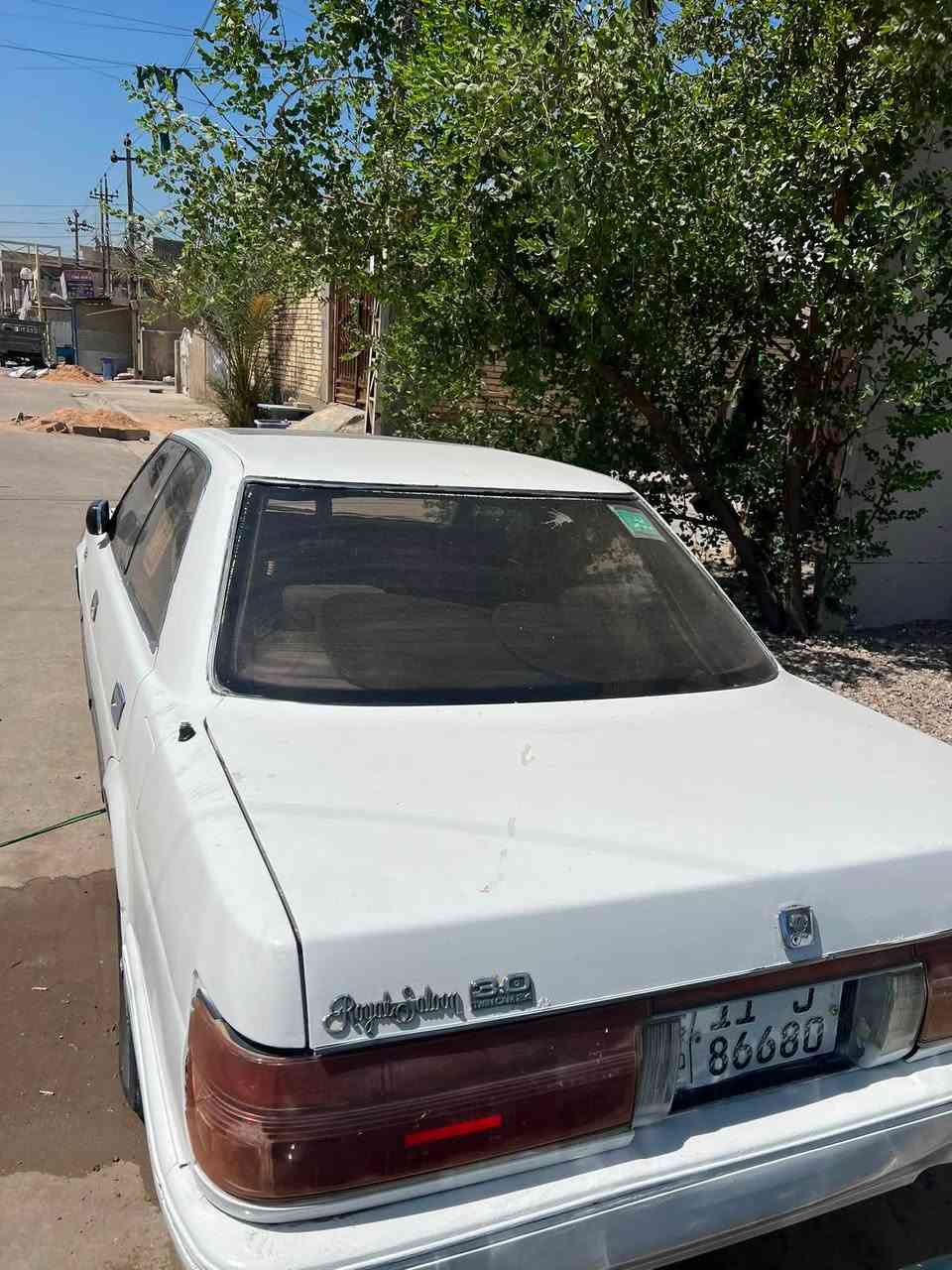 سلام عليكم سوبر هارتوب مديل 1989سياره مكينه وكير كارتون 
مكفوله من كص ونقل جثه كهربايات كله كامله تبريد شغال يسره ابلاد
صدر جديد تخم تاير بسمي تحويل ثاني يوم سعره٣٨بيه مجال حك جيه مكاني بلديات رقم هاتف***********
