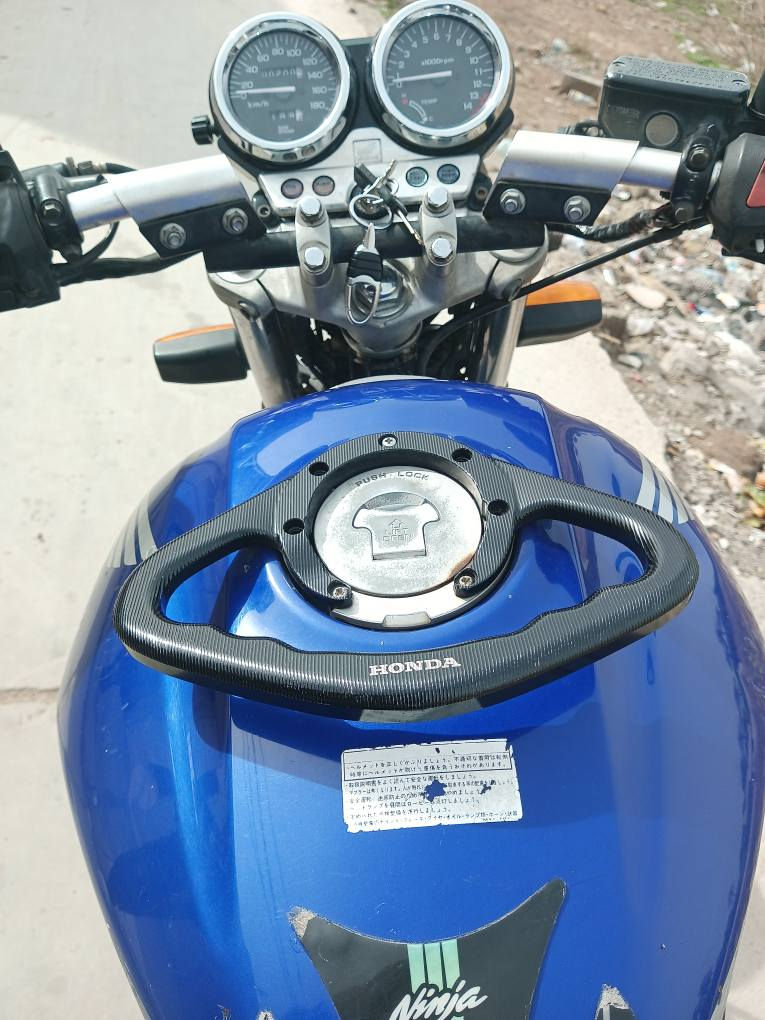 كفاله بلاد, صلاح الدين


**إذا كنت صاحب هذا الإعلان وتريد حذفه لأي سبب، رجاءا أرسل رسالة إلى الدعم الفني**