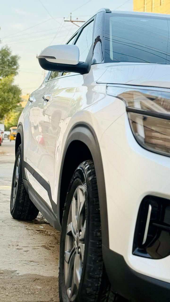 سليتوس موديل 2025 رقم بغداد بسمي  استلام شركة ع ايدي   مكفولة كفالة عامة   ( بدون صبغ بدون تبديل بدون بارد ) محرك 1500 دبل نوزل

فول مواصفات اعلى فئه 

بصمه ، بنوراما ، حساسات اماميه خلفي ، لدات اماميه خلفيه ، توقف الذاتي ، اوتو هولد ، رادار امامي ، قطعتين تبريد ، اشاير بالمري ، تحكمات ، قطعتين تبريد , جلد ، تحديد مسار ، هاندبريك بصمه ، مانع انزلاق ، اوتو ستارت  ، كامرات 360 درجه 
بية مواصفات بعد هواي 

مكان السياره / بغداد الدوره 

السعر / 180 بية مجال 
***********
***********
